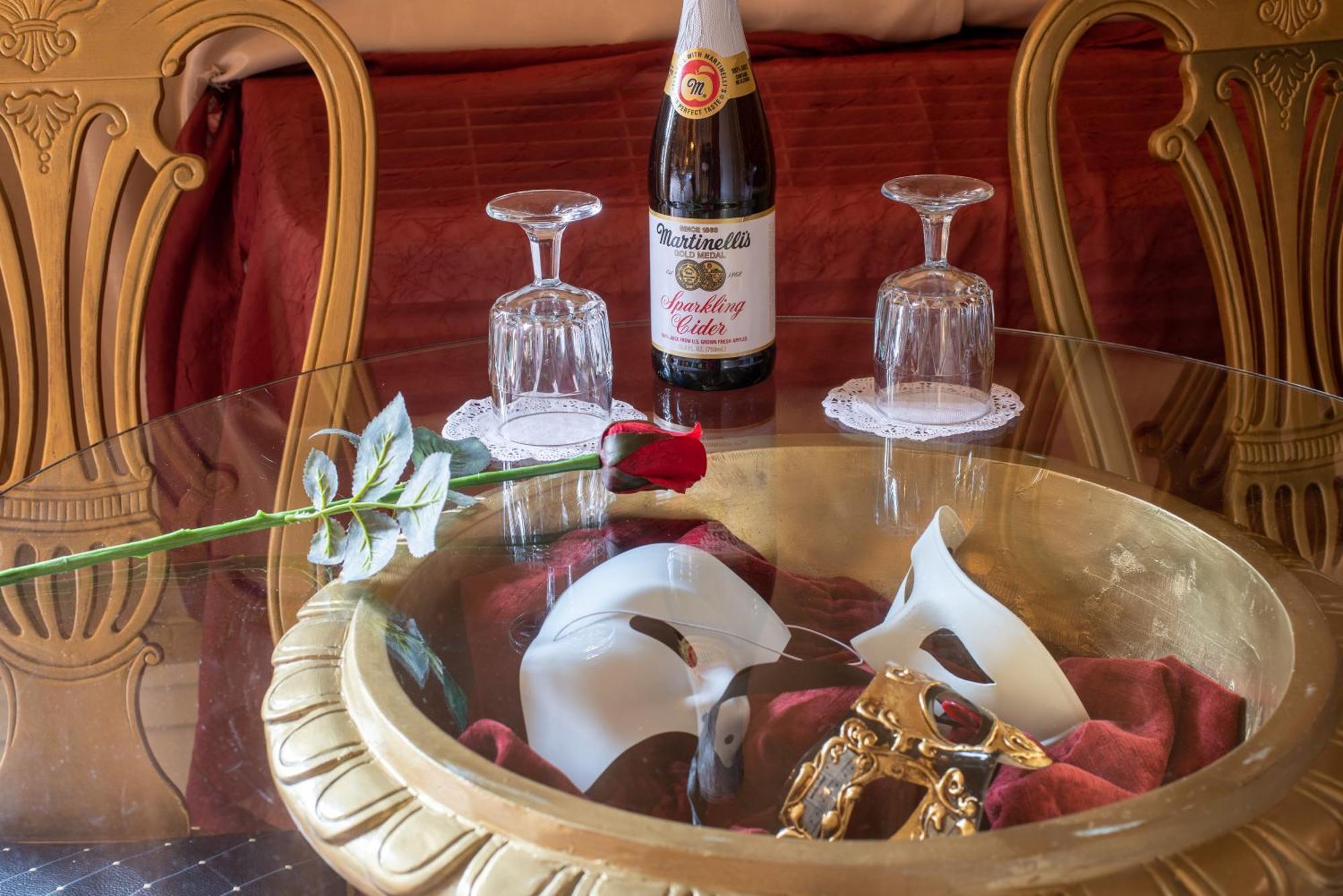 The Anniversary Inn - Fifth South ソルトレイクシティ エクステリア 写真